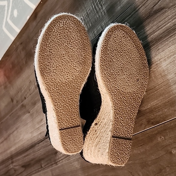 JustFab Wedges - Picture 4 of 4